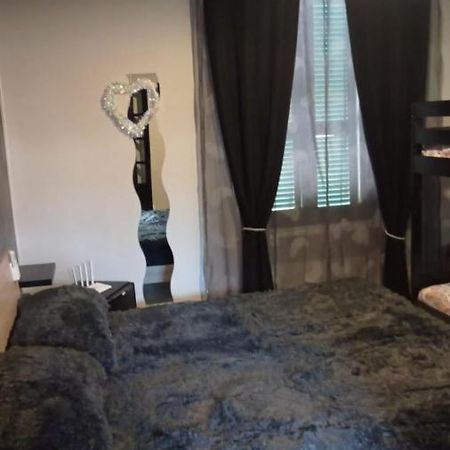 Apartmán Casa Via Cialdi Civitavecchia Exteriér fotografie
